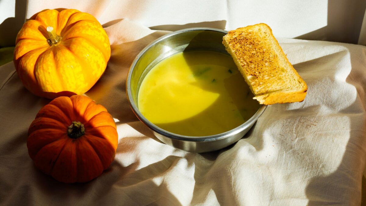 pumpkin puree bowl